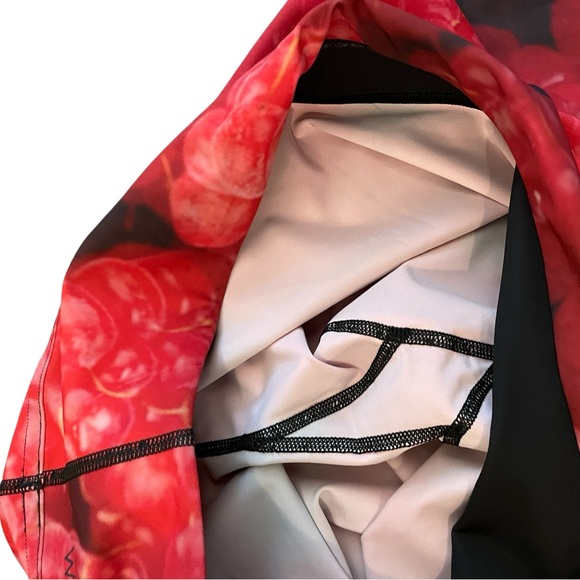 EAGLE ROCK WERKSHOP Raspberry Cropped Leggings - Picture 5 of 12